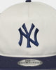 New Era New York Yankees Old Golfer Snapback Stone/Navy