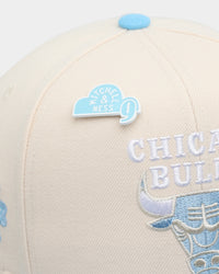 Mitchell & Ness Chicago Bulls 'Sky Blue' Snapback Cream
