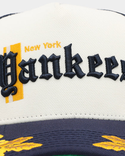 Pro Standard New York Yankees Visor Elite Trucker Eggshell/Navy