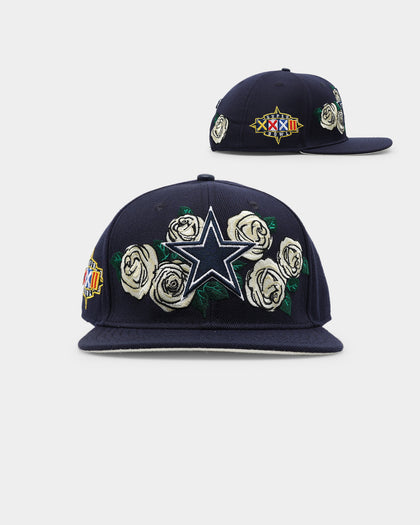 Pro Standard Dallas Cowboys Roses Snapback Navy