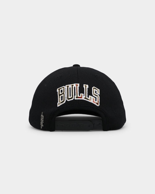 Pro Standard Chicago Bulls Prop Prep Plaid Snapback Black