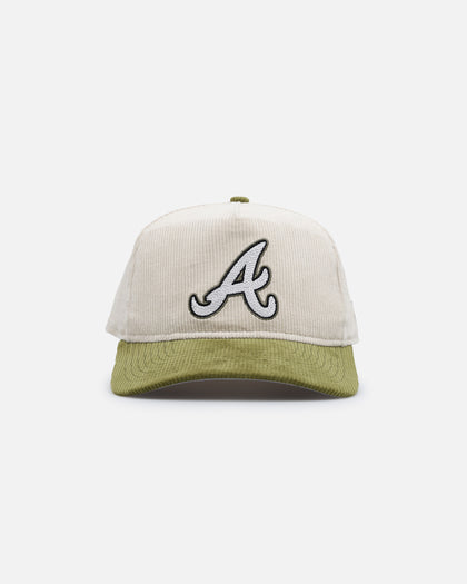 New Era Atlanta Braves  'Dusty Olive Corduroy' Golfer Pre-Curved Snapback Green Med