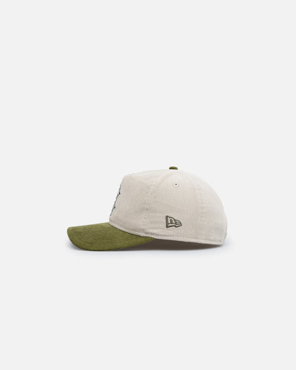 New Era Boston Red Sox 'Dusty Olive Corduroy' Golfer Pre-Curved Snapback Green Med