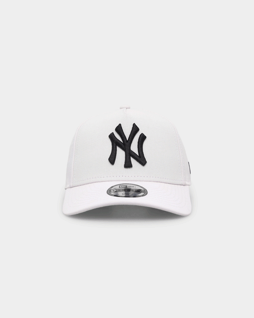 New Era Kids' New York Yankees 'UV Activated' 9FORTY A-Frame Snapback UV Active White