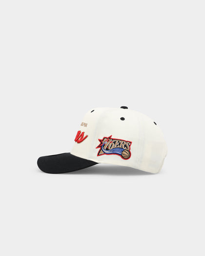 Mitchell & Ness Philadelphia 76s Team Script OG Snapback Vintage Cream