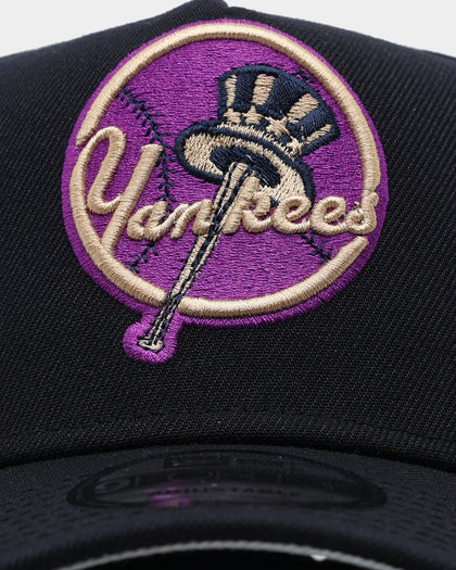 New Era New York Yankees 'Acai' 9FORTY A-Frame Snapback Navy/Magenta