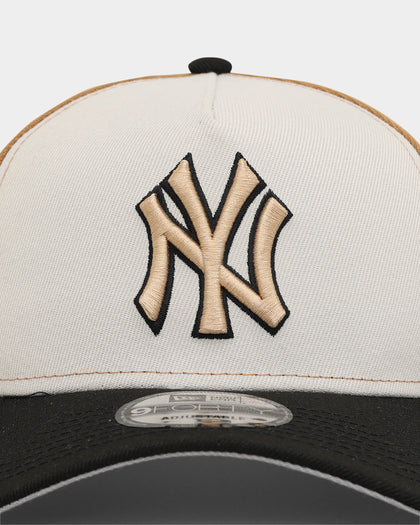 New Era New York Yankees 'Desert Tan' 9FORTY A-Frame Snapback Stone/Wheat