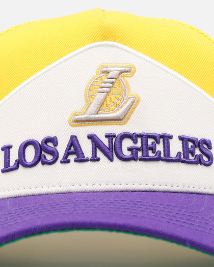 Pro Standard Los Angeles Lakers Pinch Front Trucker Snapback Yellow