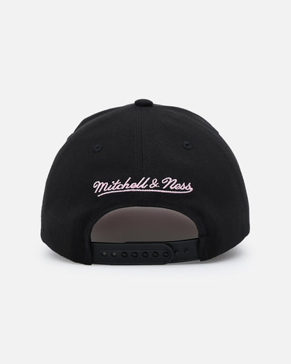 Mitchell & Ness Chicago Bulls 'Love & Devotion' Pro Crown Snapback Black