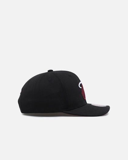 Mitchell & Ness Miami Heat 'Love & Devotion' Pro Crown Snapback Black