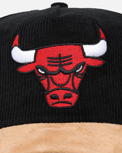 New Era Chicago Bulls 'Corduroy Suede' Pre-Curved Golfer Snapback Washed Black