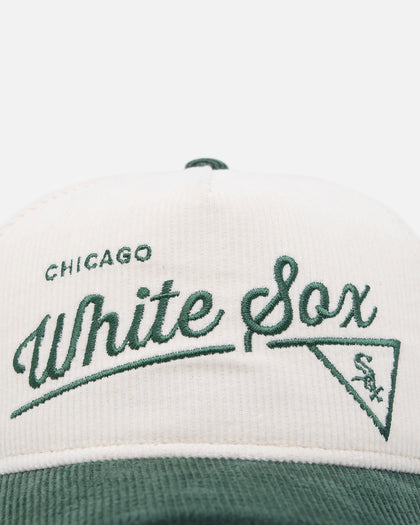 New Era Chicago White Sox 'Heritage Golf' Pre-Curved Golfer Snapback Chrome White