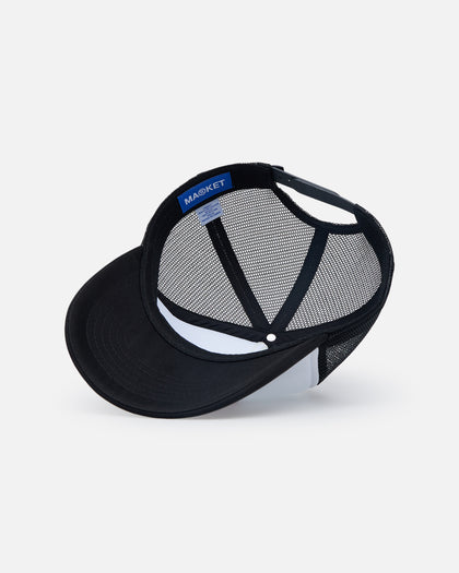 Market Patched Trucker Snapback White/Black