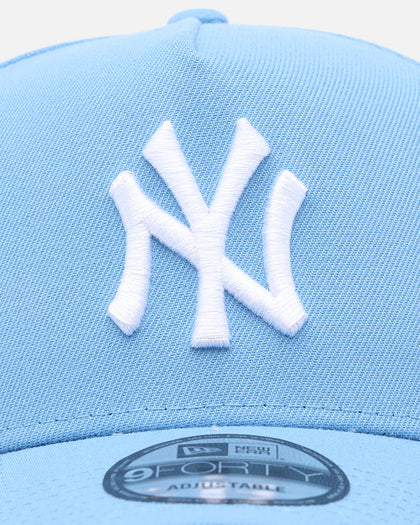 New Era New York Yankees 'Polychromatic' 9FORTY A-Frame Snapback Sky Blue