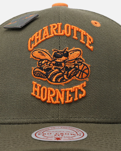 Mitchell & Ness Charlotte Hornets 'Harmony of Hues' Pro Crown Snapback Olive/Orange