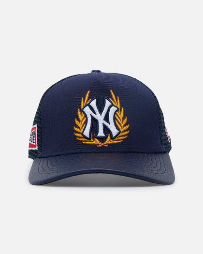 Pro Standard New York Yankees Fast Lane Trucker Strapback Midnight Navy
