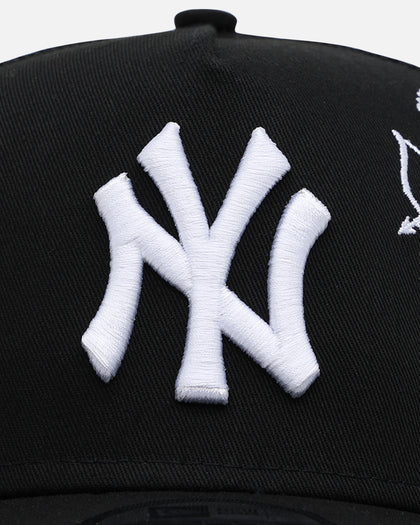 New Era New York Yankees 'Cherub Trucker' 9FORTY A-Frame Trucker Snapback Black/White