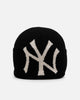 New Era New York Yankees Mega Logo Beanie Black
