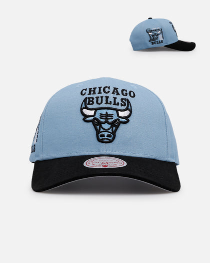 Mitchell & Ness Chicago Bulls 'Vapor Blue' 1998 Champion Pro Crown Snapback Blue