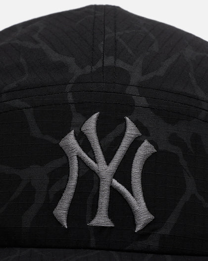 New Era New York Yankees 'Reflective Lightning' TWENTY9 Strapback Black