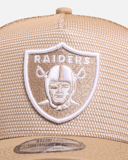 New Era Las Vegas Raiders 'Polychromatic Mesh' 9FORTY A-Frame Snapback Camel