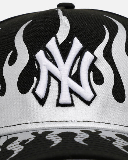 New Era New York Yankees 'Metallic Flames' 9FORTY A-Frame Snapback Black/Silver