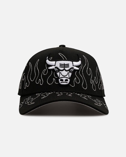 New Era Chicago Bulls 'Outline Flames' 9FORTY A-Frame Snapback Black