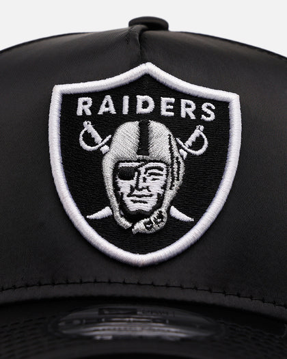 New Era Las Vegas Raiders 'Team Color Satin' 9FORTY A-Frame Snapback Official Team Color