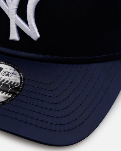 New Era New York Yankees 'Team Color Satin' 9FORTY A-Frame Snapback Official Team Color