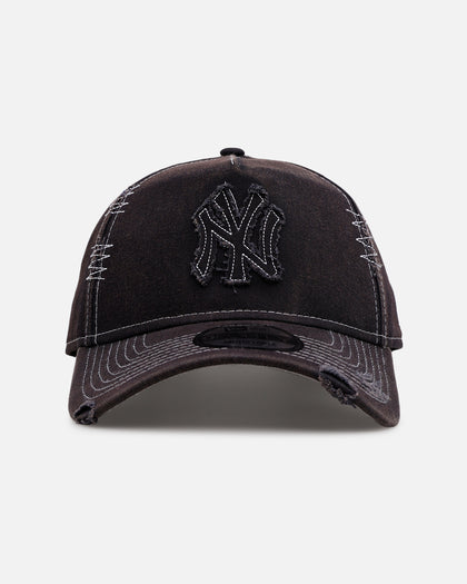 New Era New York Yankees 'Distressed And Worn' 9FORTY A-Frame Casual Strapback Navy