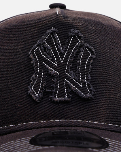 New Era New York Yankees 'Distressed And Worn' 9FORTY A-Frame Casual Strapback Navy