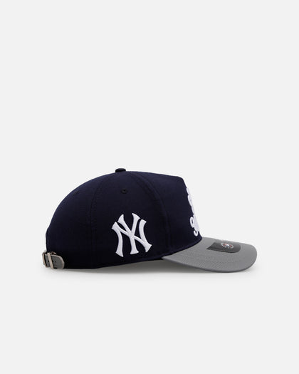 Pro Standard New York Yankees 'Sovenir' Pinch Front Strapback Navy/Grey