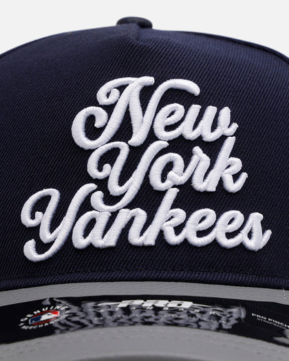 Pro Standard New York Yankees 'Sovenir' Pinch Front Strapback Navy/Grey
