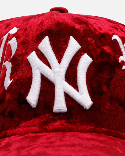 New Era New York Yankees 'Velvet Gothic Script' 9FORTY A-Frame Snapback Maroon
