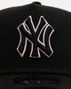 New Era New York Yankees 'Thoughtful' 9FORTY A-Frame Trucker Snapback Black/Pink