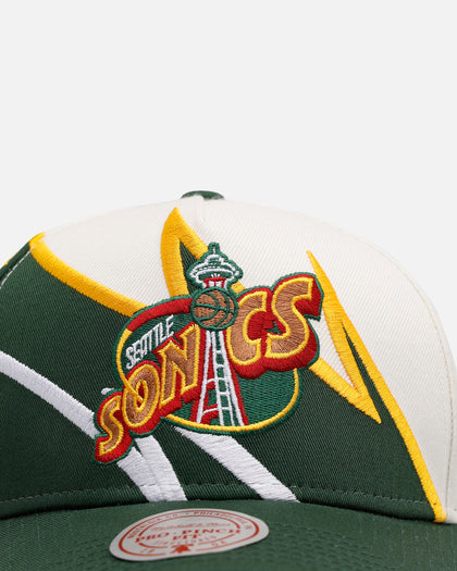 Mitchell & Ness Seattle SuperSonics 'Shark Tooth' Pro Pinch Snapback Cream/Green