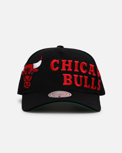 Mitchell & Ness Chicago Bulls 'Busted' Pro Pinch Snapback Black