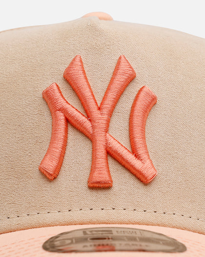 New Era New York Yankees 'Peach Suede' 9FORTY A-Frame Snapback Peach