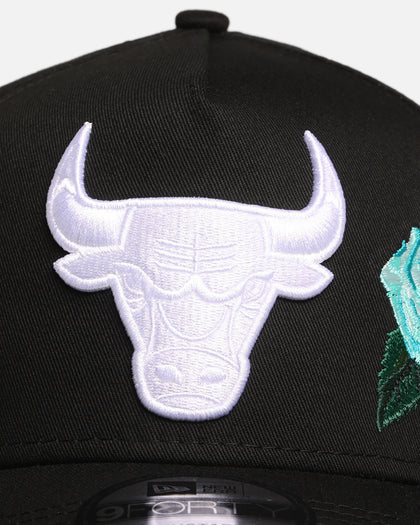 New Era Chicago Bulls 'Aqua Rose Embroidery' 9FORTY A-Frame Snapback Black/Aqua