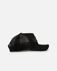 New Era New York Yankees 'Distressed' 9FORTY A-Frame Trucker Snapback Black/White
