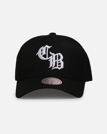 Mitchell & Ness Chicago Bulls 'Gothic Letter' Pro Pinch Snapback Black