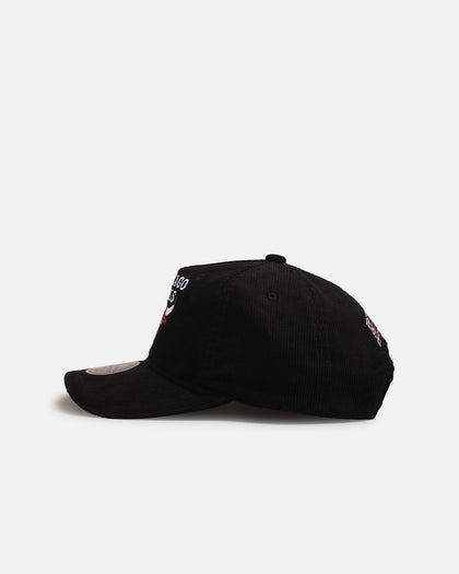 Mitchell & Ness Chicago Bulls 'Retro' Deadstock Corduroy Snapback Black
