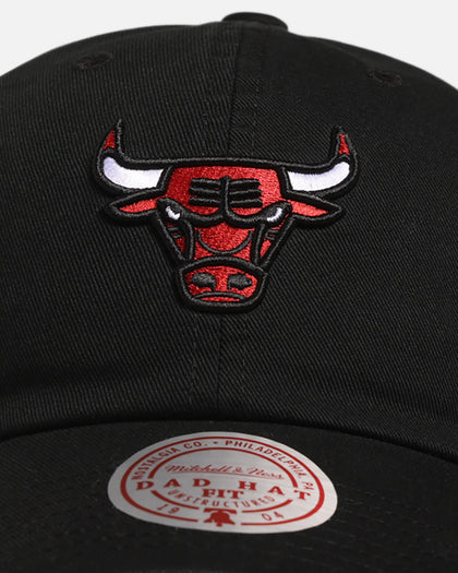 Mitchell & Ness Chicago Bulls 'Team Logo' Dad Fit Strapback Black