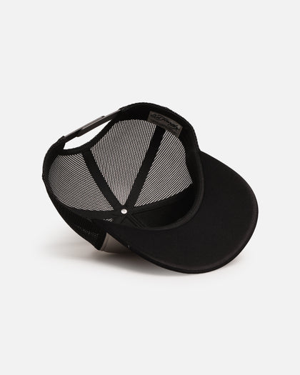 Ed Hardy Love Kills Trucker Snapback Black