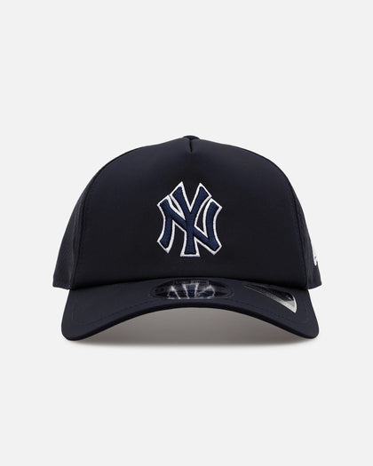 New Era New York Yankees 'Batting Practice' 9FORTY A-Frame Trucker Snapback Official Team Color