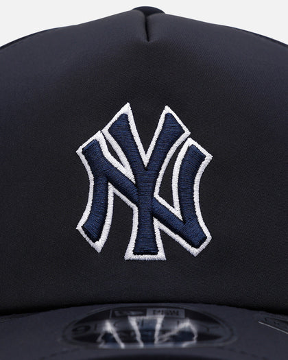 New Era New York Yankees 'Batting Practice' 9FORTY A-Frame Trucker Snapback Official Team Color