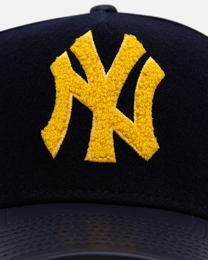 New Era New York Yankees 'Varsity' 9FORTY A-Frame Strapback Navy