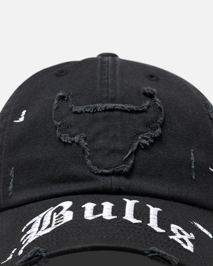 Mitchell & Ness Chicago Bulls 'Gothic Arch' Dad Fit Strapback Washed Black