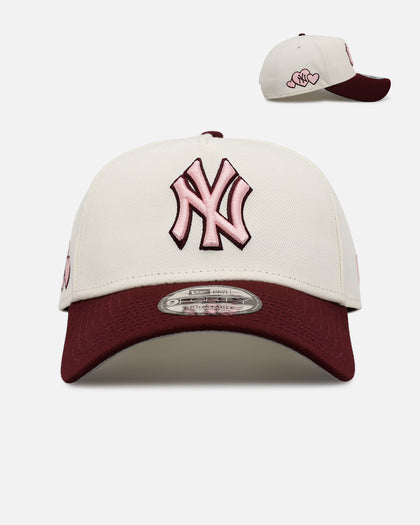 New Era New York Yankees 'Lover's Club 2.0' 9FORTY A-Frame Snapback Chrome