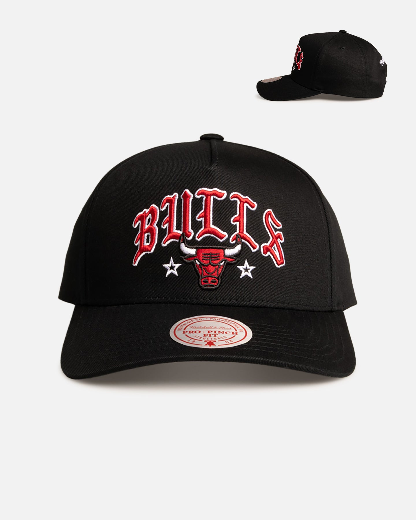 Mitchell & Ness Chicago Bulls 'Black Letter' Pro Pinch Snapback